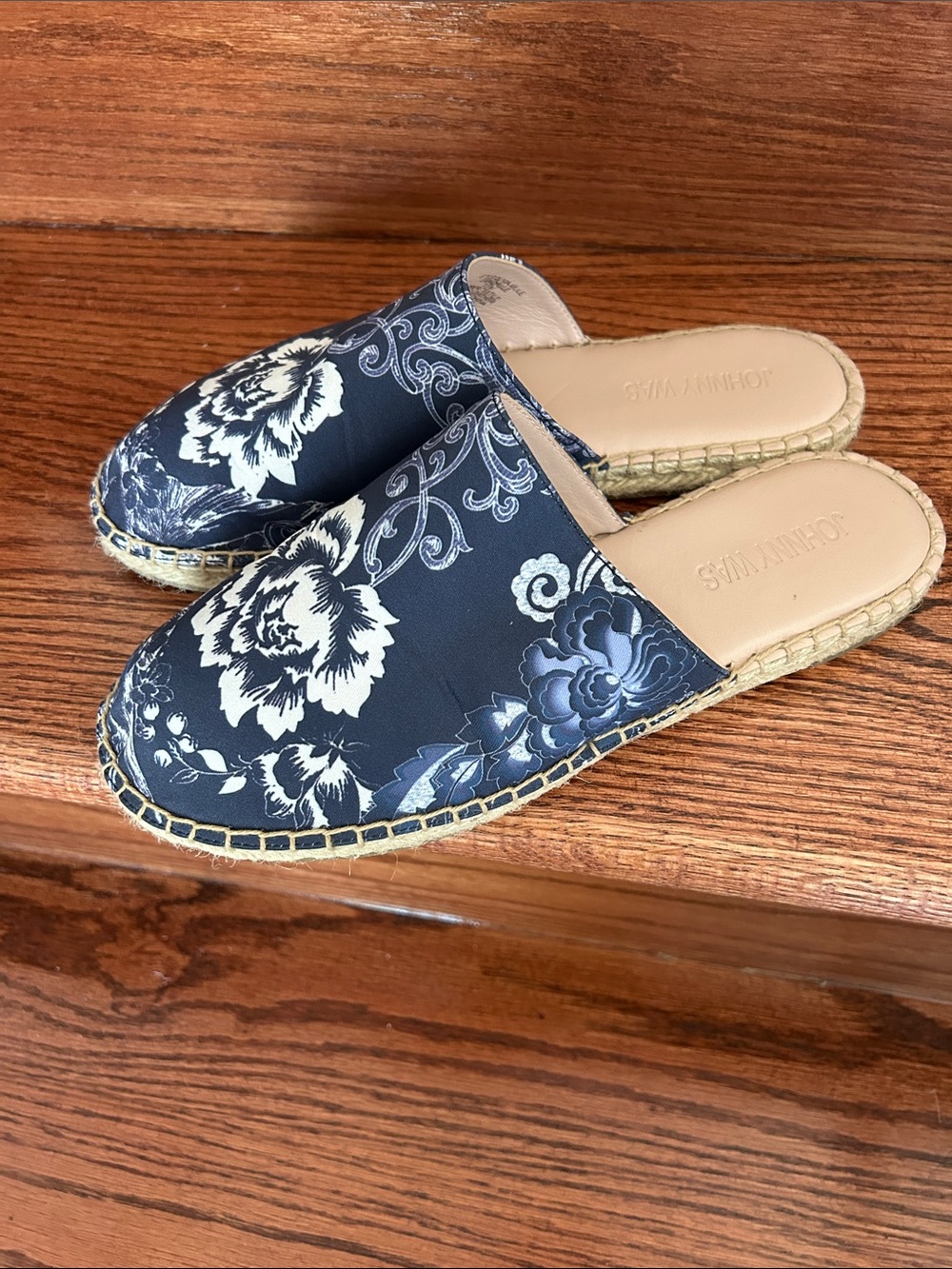 Mules - Picture 2 of 4
